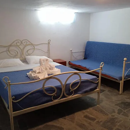 Konstantinos Areti παραδοσιακή κατοικία Country house Karia (Tinos)
